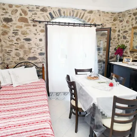 Vakantiehuis Archontiko Michelis Galini (Naxos)
