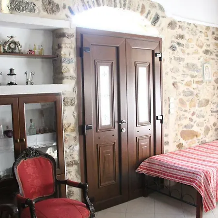 Vakantiehuis Archontiko Michelis *